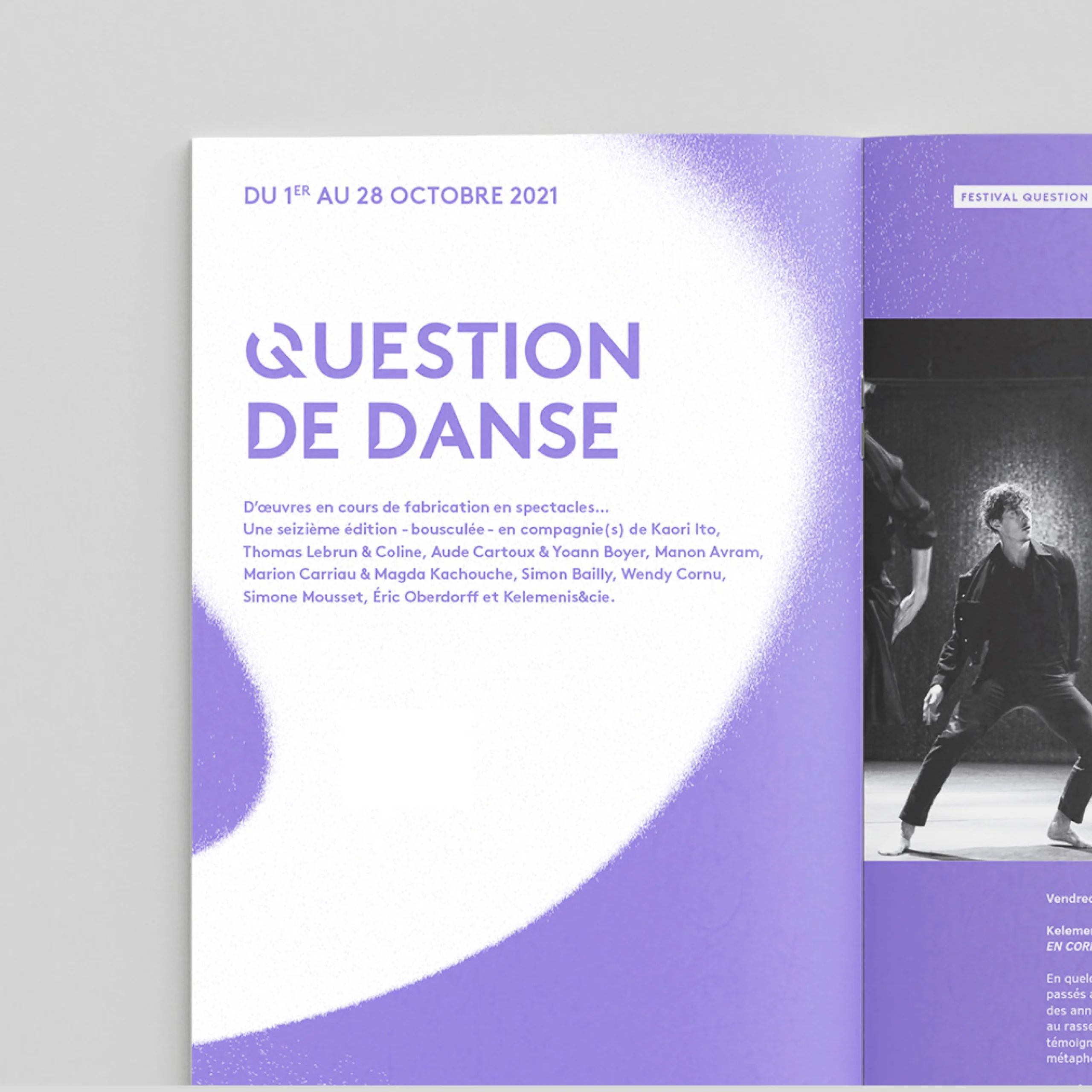 Page interne de la brochure de l'édition 2021-2022 de KLAP arborant le titre "Question de danse"