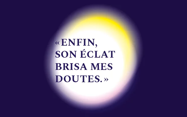 Système graphique et accroche du Phare de Cordouan pour la deuxième version. Sur un fond foncé rappelant la nuit, un halo de lumière laisse apparaître une citation.