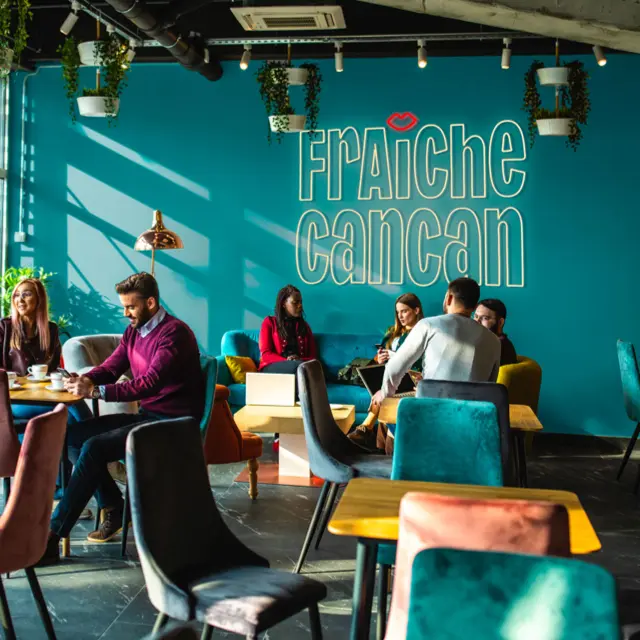 Photos d'une cafétéria en entreprise