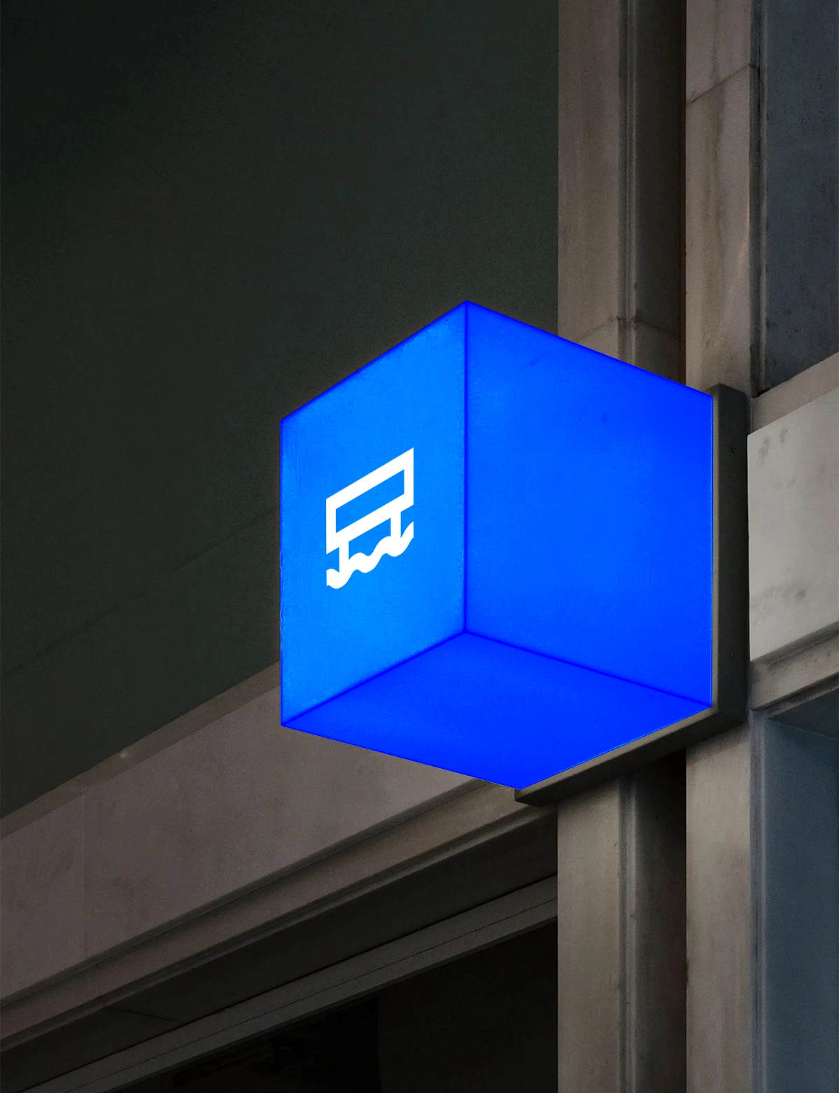 Enseigne lumineuse de l'école La Plateforme