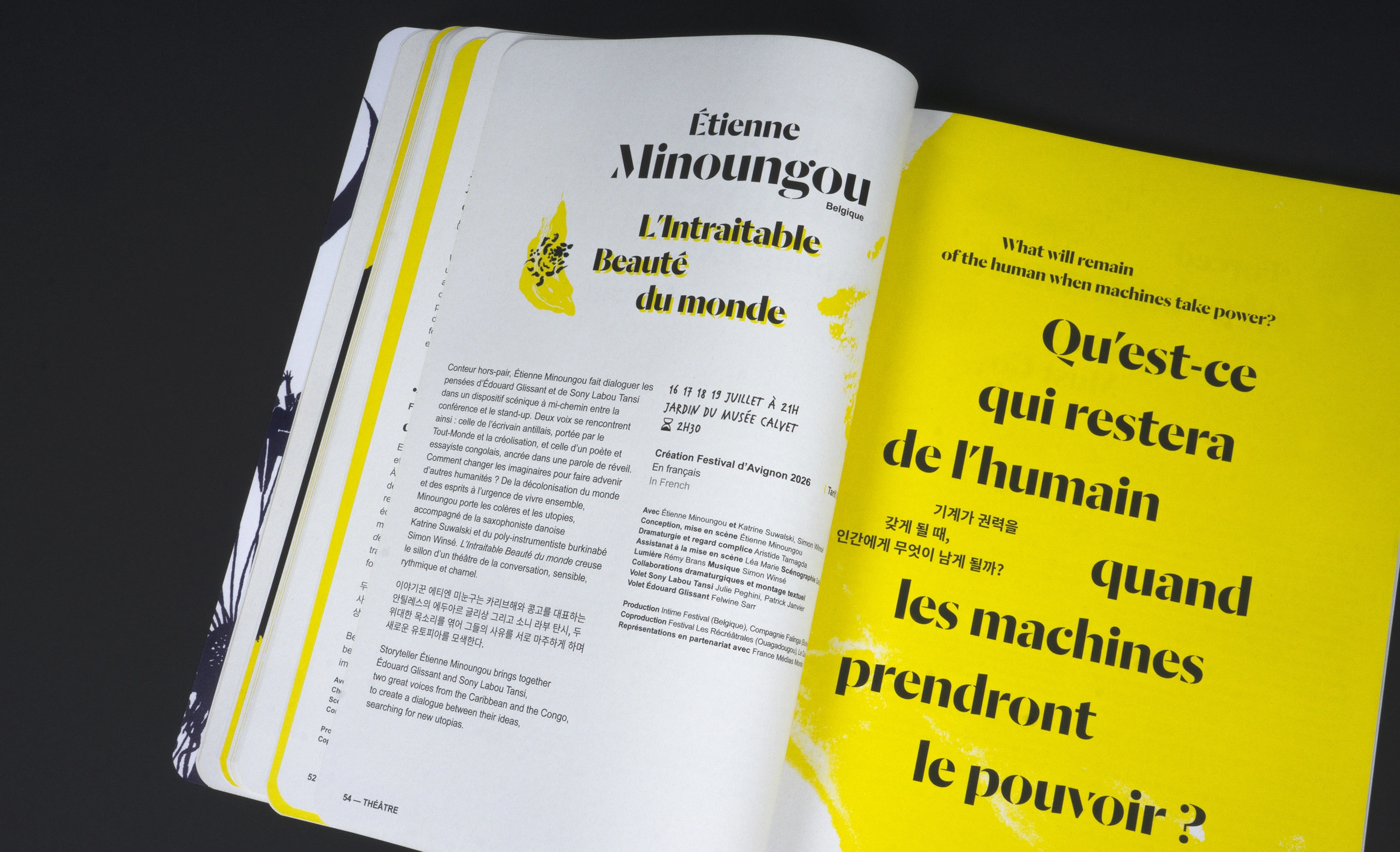 Pages intérieures du programme du Festival d'Avignon 2026